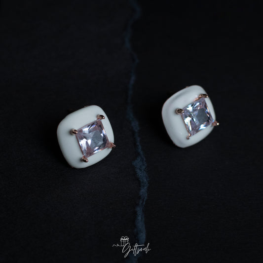 White Minimul Earring - GW -010